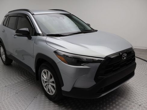 Certified 2026 Toyota Corolla Cross LE FWD image 6