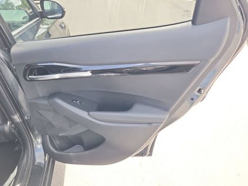 Used 2024 Kia Seltos S FWD image 33