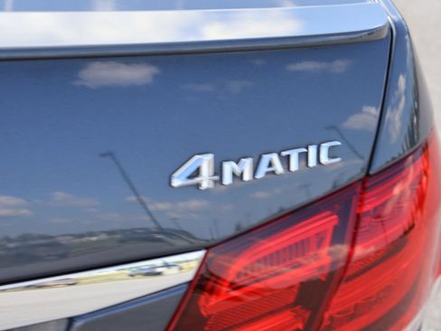 Used 2016 Mercedes-Benz E 350 4MATIC Sedan image 9