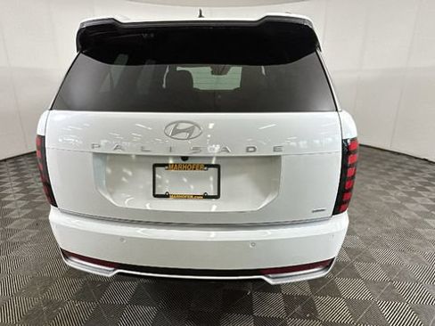 Used 2026 Hyundai Palisade Calligraphy AWD/4WD image 3