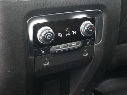 Used 2023 GMC Yukon AT4 w/ AT4 Premium Package image 40