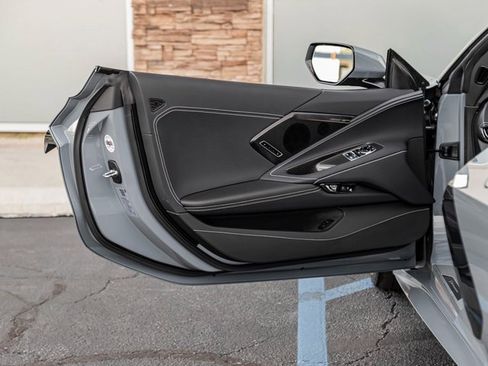 Used 2024 Chevrolet Corvette Stingray Preferred Cpe w/ Z51 Performance Package image 11