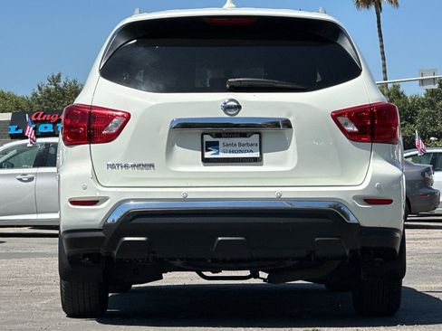 Used 2020 Nissan Pathfinder S FWD image 5