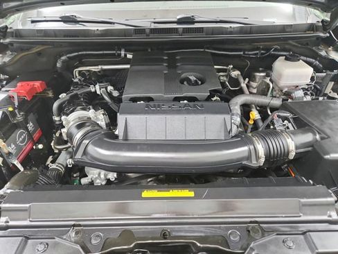 Used 2023 Nissan Frontier SV w/ SV Convenience Package RWD image 18