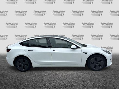 Used 2023 Tesla Model 3 Standard Range RWD image 11