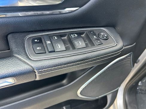 Used 2024 RAM 1500 Laramie RWD image 31
