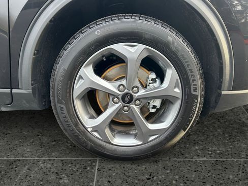 Used 2025 Ford Escape ST-Line image 9