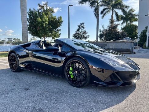 Used 2020 Lamborghini Huracan EVO image 5