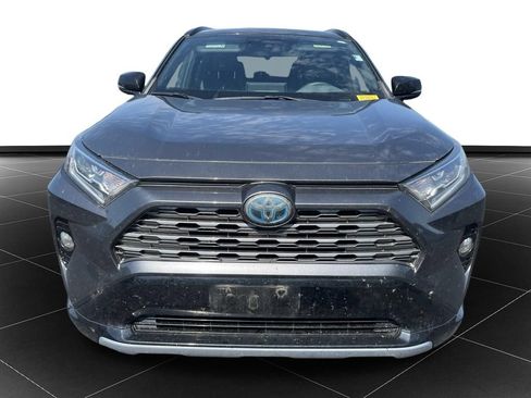 Used 2019 Toyota RAV4 XSE w/ XSE Weather Package AWD/4WD image 8