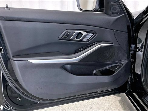 Used 2025 BMW 330i Sedan RWD image 25