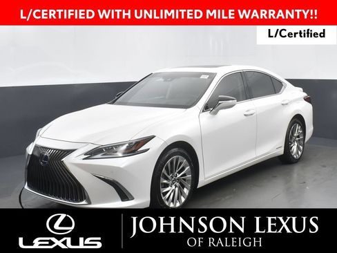 Used 2021 Lexus ES 300h Ultra Luxury w/ Accessory Package 2 FWD image 1