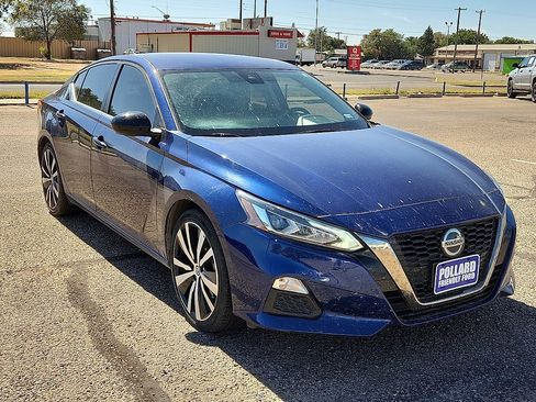 Used 2022 Nissan Altima 2.5 SR image 4