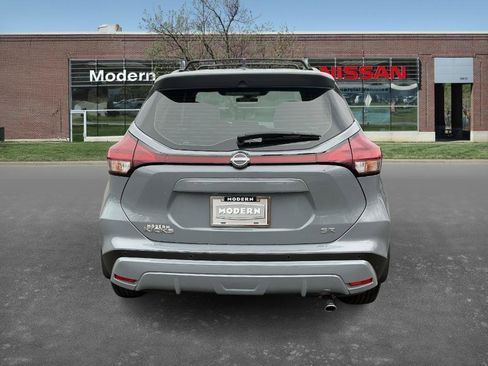 Certified 2024 Nissan Kicks SR w/ SR Premium Package image 3