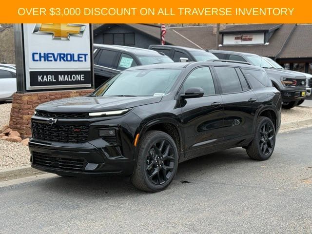 New 2026 Chevrolet Traverse RS AWD/4WD image 1