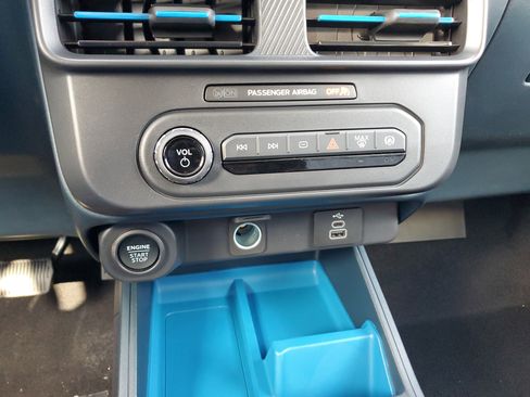 New 2026 Ford Maverick XLT image 15