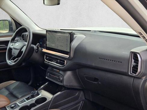 Used 2025 Ford Bronco Sport Outer Banks w/ Outer Banks Tech Package+ image 21