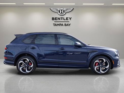 Certified 2023 Bentley Bentayga image 10