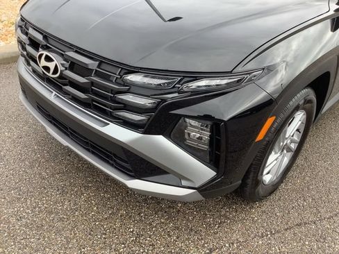 Certified 2026 Hyundai Tucson SE FWD image 36