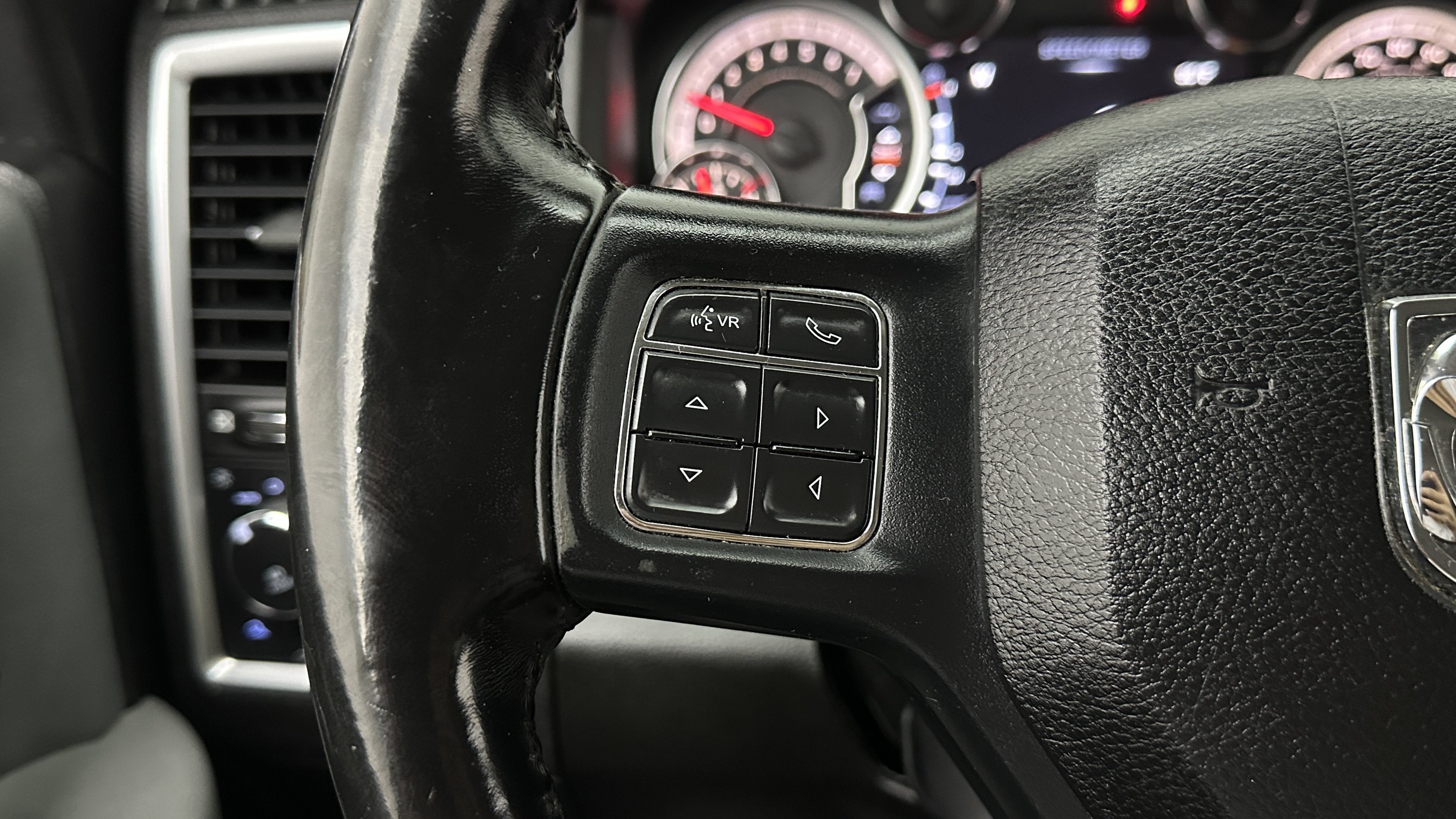 Used 2019 RAM 1500 Big Horn AWD/4WD image 22