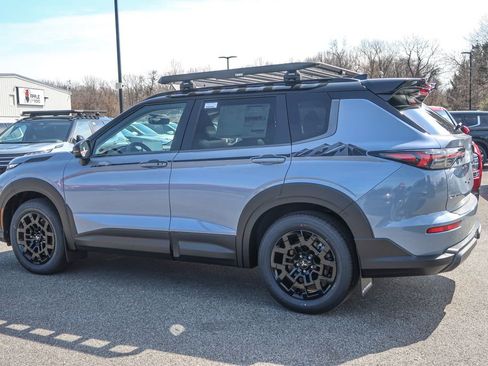 New 2026 Mitsubishi Outlander Trail Edition image 12