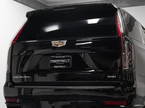 Used 2022 Cadillac Escalade Sport Platinum image 70