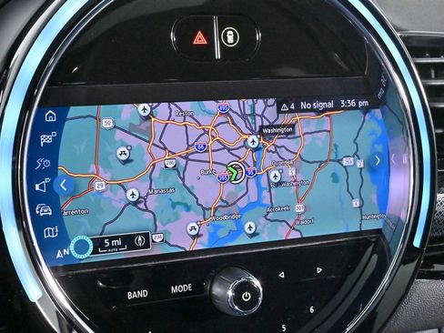 Used 2022 MINI Cooper Clubman S w/ Driver Assistance Package image 15