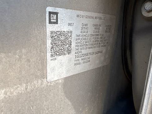 Used 2018 Chevrolet Malibu LT FWD image 25