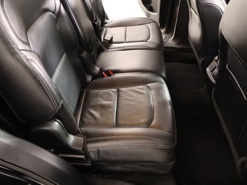 Used 2017 Ford Explorer Limited AWD/4WD image 16