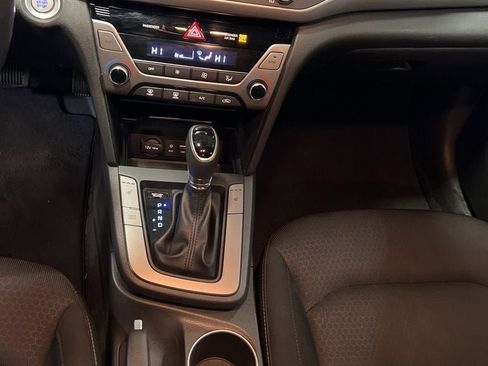 Used 2017 Hyundai Elantra Value Edition image 15