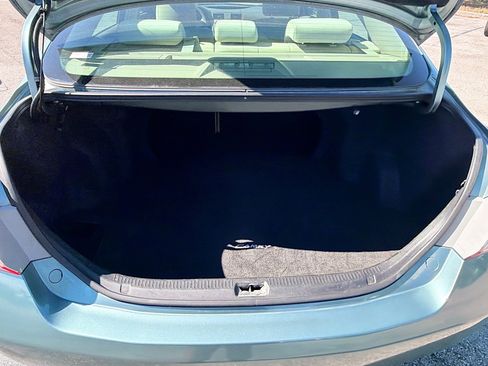 Used 2010 Toyota Camry LE image 12