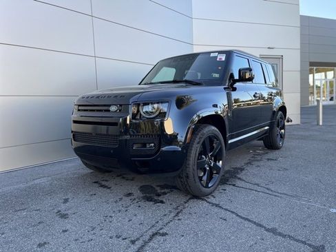 New 2025 Land Rover Defender 110 V8 image 1