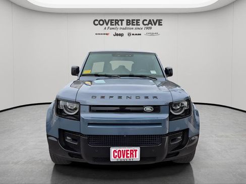 Used 2024 Land Rover Defender 110 X-Dynamic SE image 2