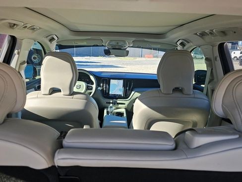 Certified 2025 Volvo XC60 T8 Ultra w/ Protection Package Premier image 8