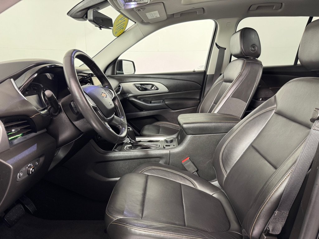 Used 2019 Chevrolet Traverse LT w/ LT Premium Package FWD image 11