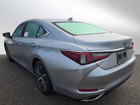 New 2025 Lexus ES 350 w/ Premium Package image 5