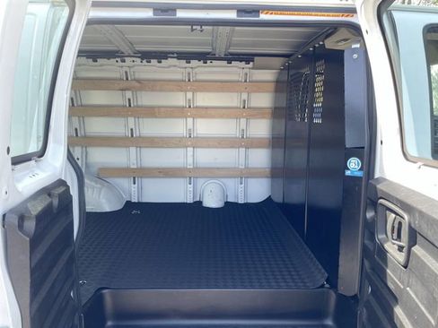 Used 2024 GMC Savana 2500 w/ Driver Convenience Package image 26