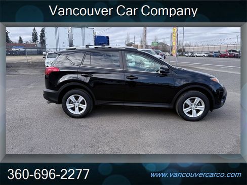 Used 2013 Toyota RAV4 XLE image 8
