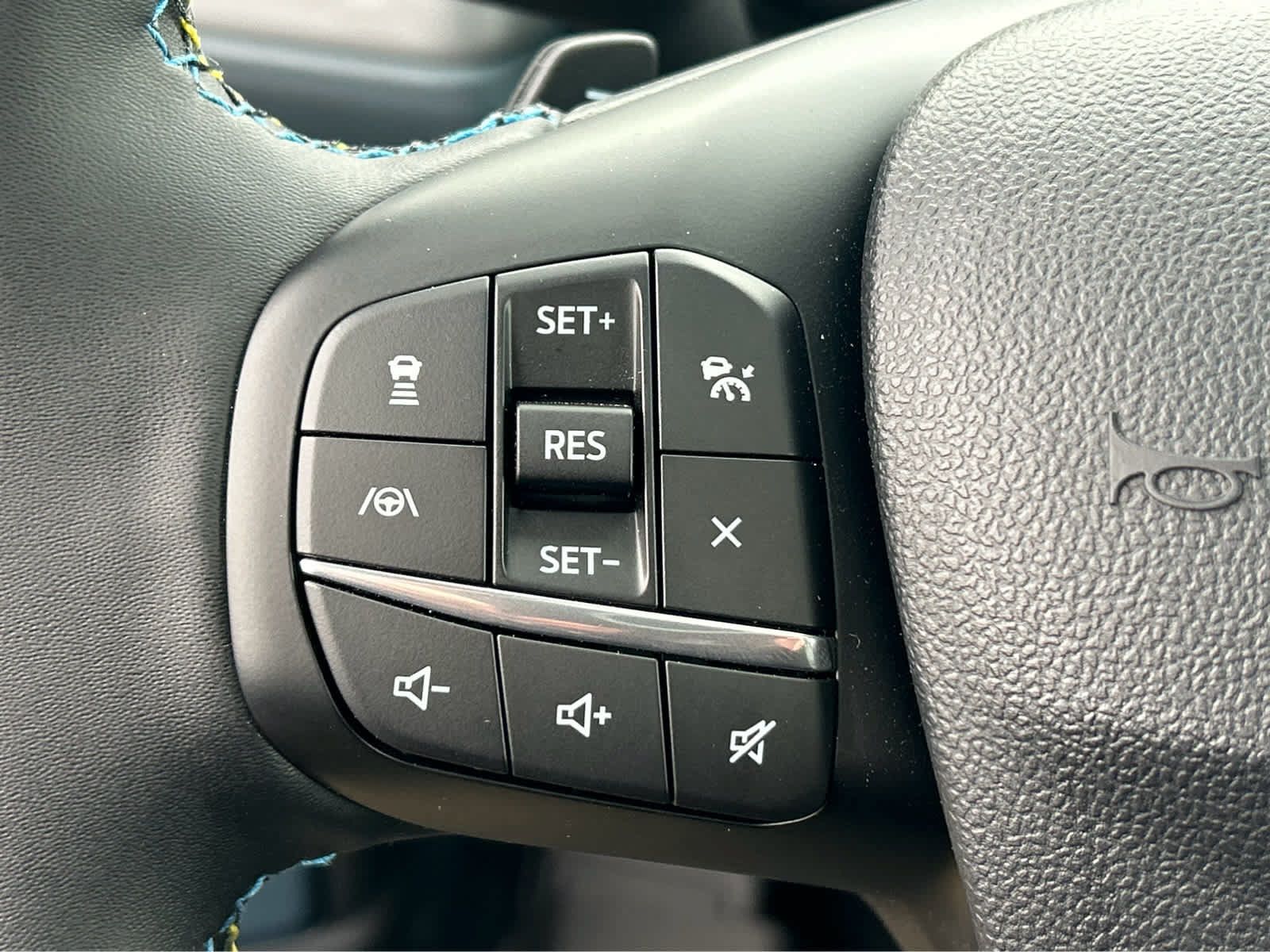 New 2025 Ford Maverick Lobo AWD/4WD image 34
