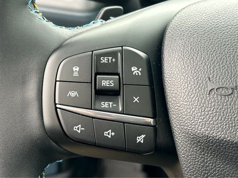 New 2025 Ford Maverick Lobo image 34