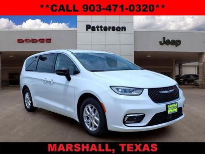 Used 2024 Chrysler Pacifica Touring-L