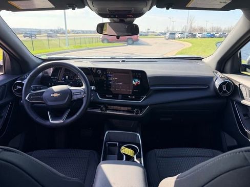 Certified 2025 Chevrolet Equinox LT image 6