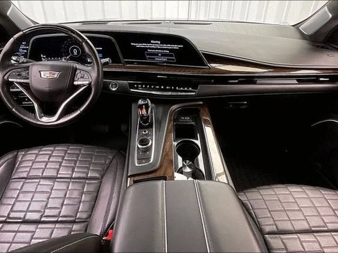 Used 2023 Cadillac Escalade Sport Platinum AWD/4WD image 15