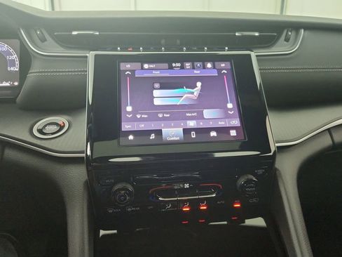 New 2025 Jeep Grand Cherokee L Laredo image 26