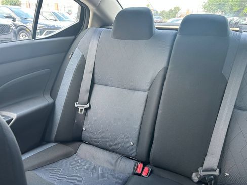Used 2025 Nissan Versa SV FWD image 34