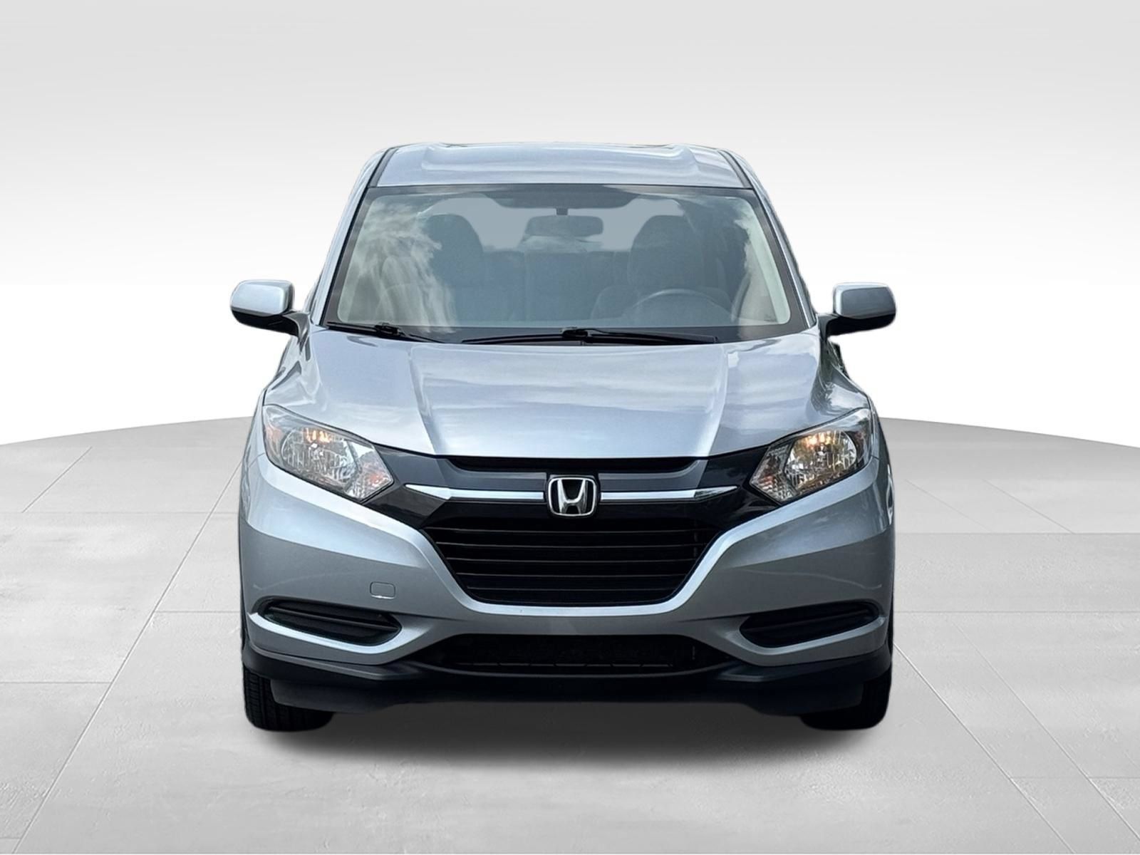 Used 2018 Honda HR-V LX image 11