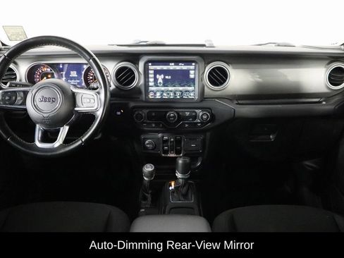 Used 2021 Jeep Wrangler Unlimited Sahara image 14