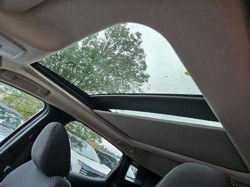 New 2026 Nissan Kicks SV w/ SV Premium Package image 12