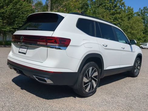 Used 2024 Volkswagen Atlas SE FWD image 4