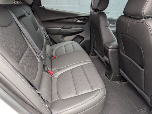 Used 2022 Chevrolet Bolt LT w/ Infotainment Package image 10