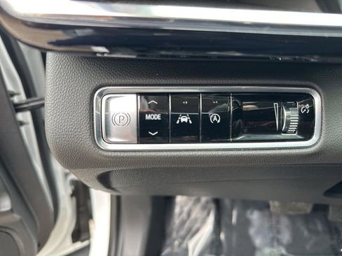 Used 2025 Buick Envision Preferred image 31